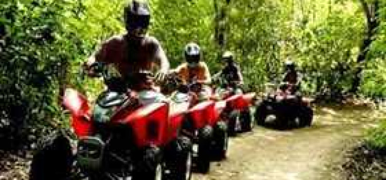 Riding Cuadricyclos in Costa Rica via ATV Tours Riding Cuadricyclos in Costa Rica via ATV Tours