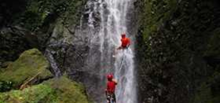 Waterfall Rappelling in Costa Rica Waterfall Rappelling in Costa Rica