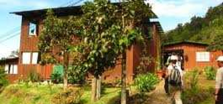 El Manantial Lodge (Mountain Lodge) El Manantial Lodge (Mountain Lodge)