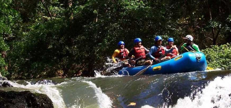 5 Best White Water Rafting Spots in Costa Rica
