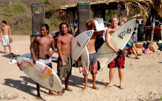 Popo’s Treehouse – Expeditions and Surf Camp Popo’s Treehouse – Expeditions and Surf Camp
