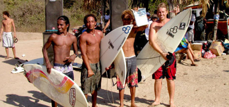Popo’s Treehouse – Expeditions and Surf Camp Popo’s Treehouse – Expeditions and Surf Camp
