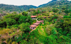 TikiVillas Rainforest Lodge TikiVillas Rainforest Lodge