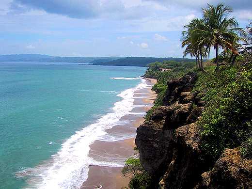 A beach in Tambor, Puntarenas Province