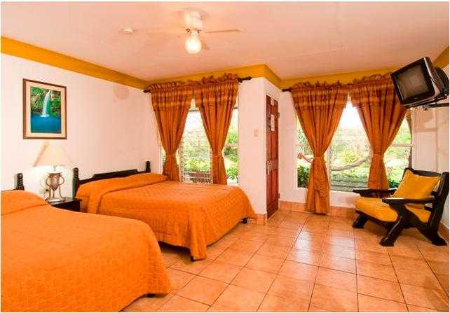 Hacienda Guachipelin Hotel