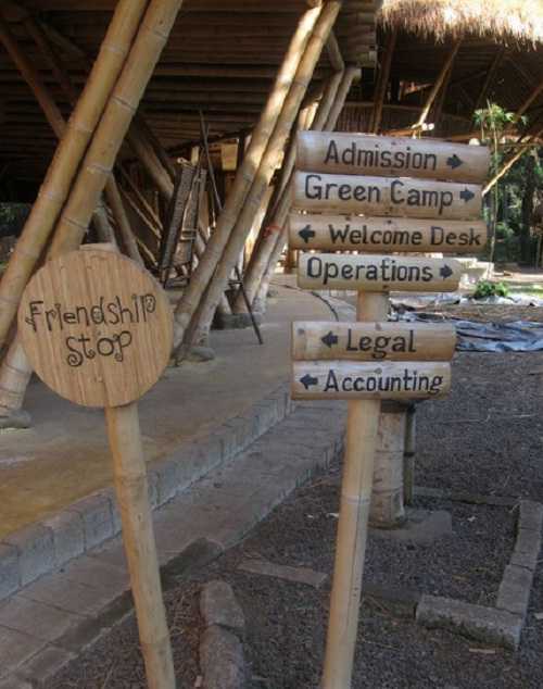 La Eco Villa Friendship Stop