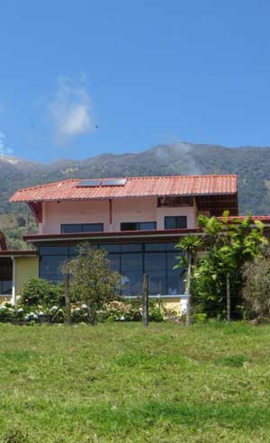 Guayabo-Lodge