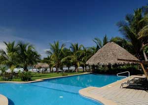 Hotel-Punta-Islita-swimming-pool