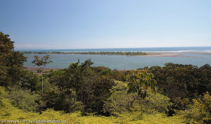 dominical-costa-rica