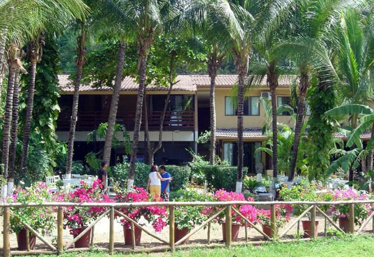 Laguna-Del-Cocodrilo-Hotel