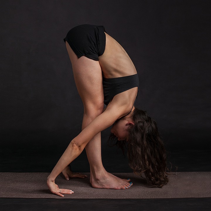 woman-doing-yoga