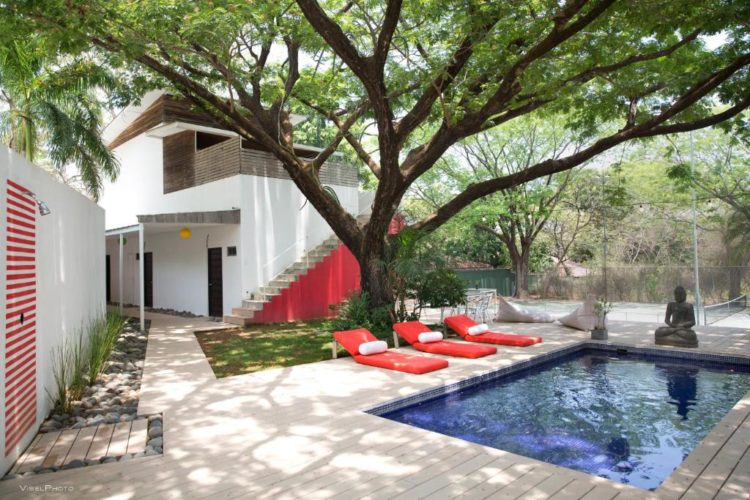15 love bed and breakfast